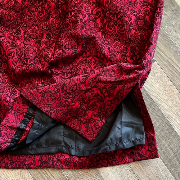 Gorgeous Worthington Skirt with Slit - Picture 7 of 7